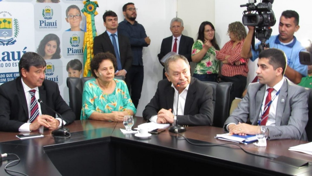 Lançamento do PIB